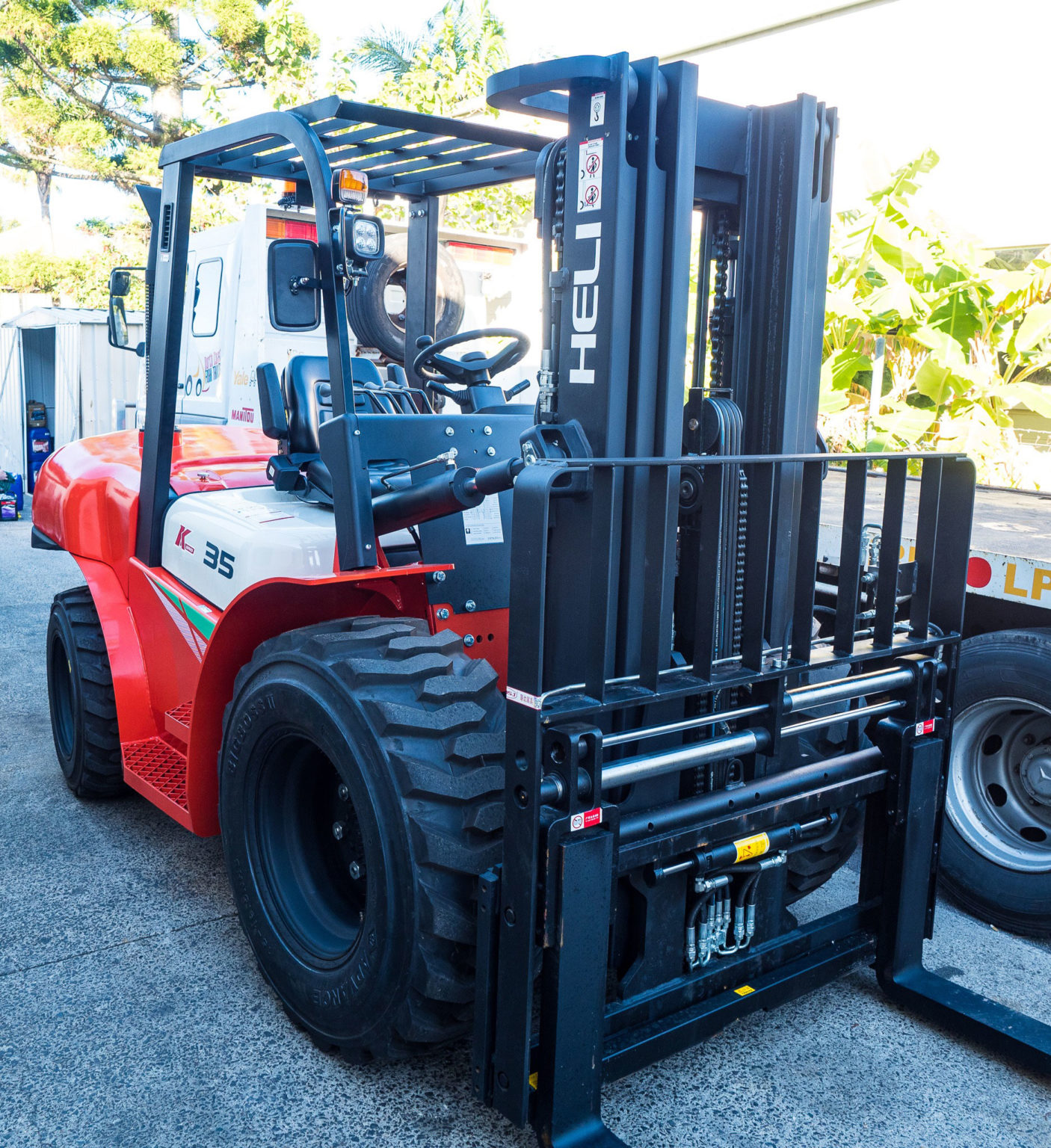 Affordable Forklift Hire Brisbane, Gold Coast, Sunshine Coast North